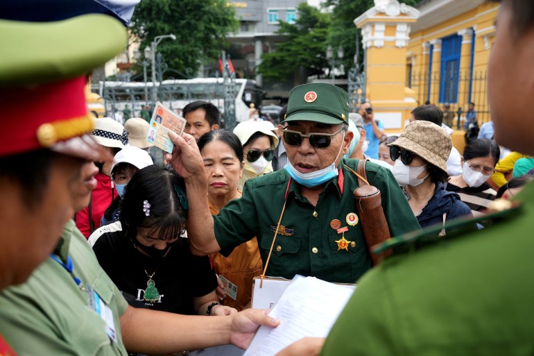 越南大亨张美兰被判处死刑，面临新的欺诈审